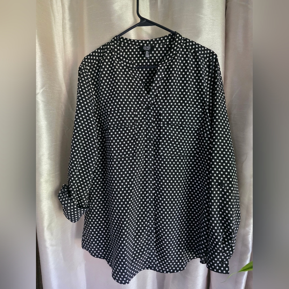 Jones New York Signature, Black and White Polka Dot Blouse